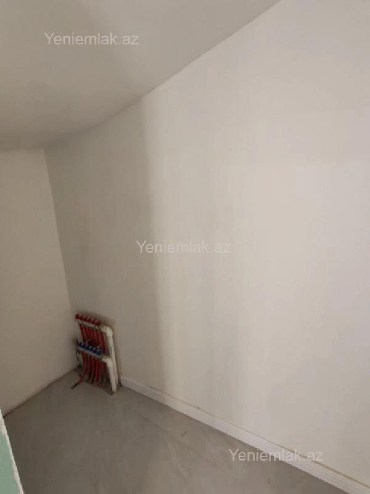 Satılır 6 otaqlı həyət evi 200 m²