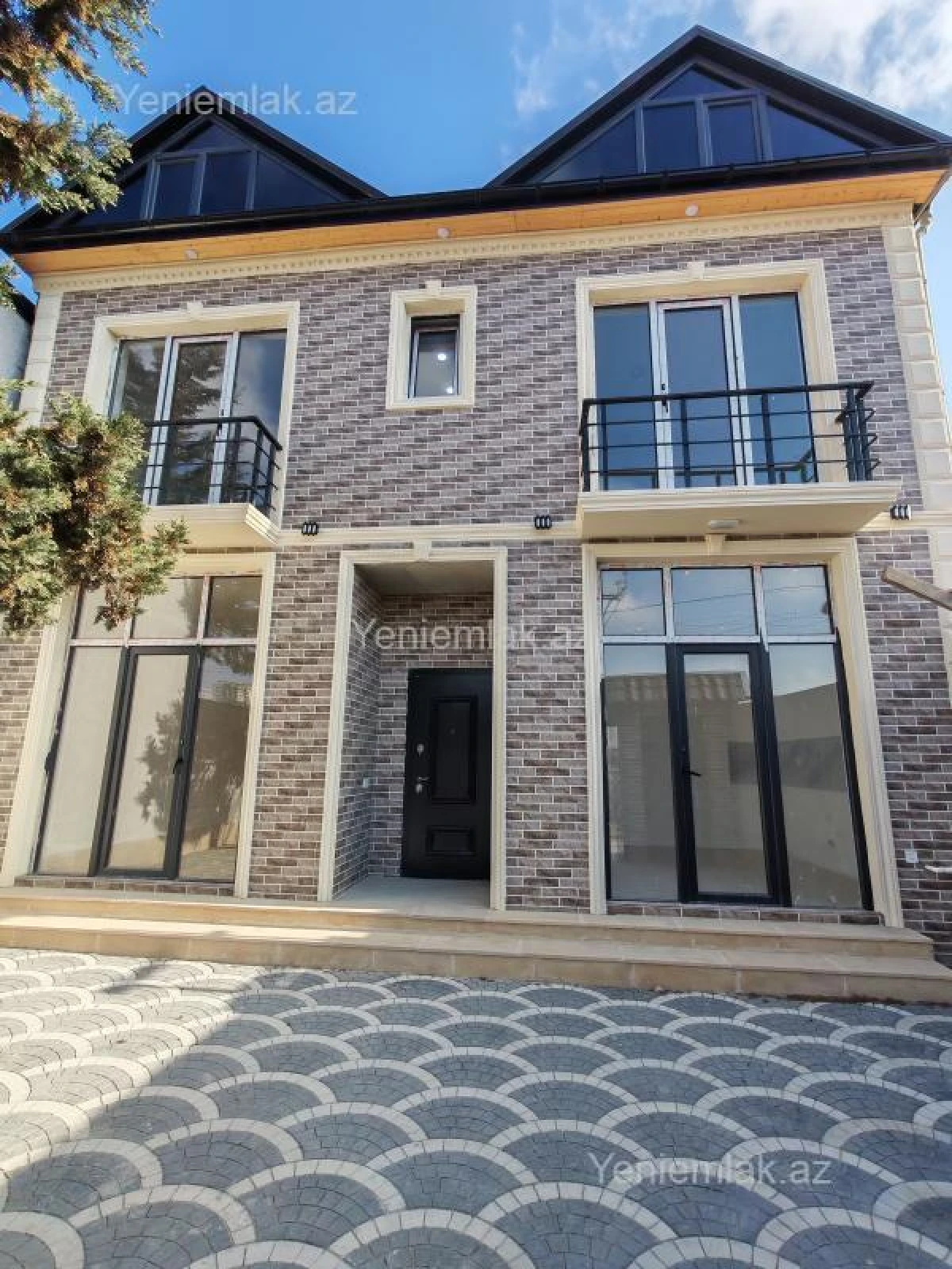Satılır 6 otaqlı həyət evi 200 m²