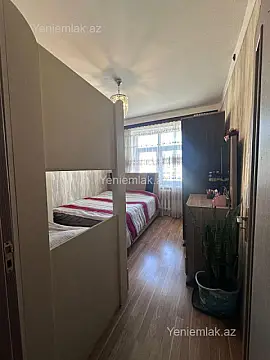 Satılır 2 otaqlı köhnə tikili 60 m²
