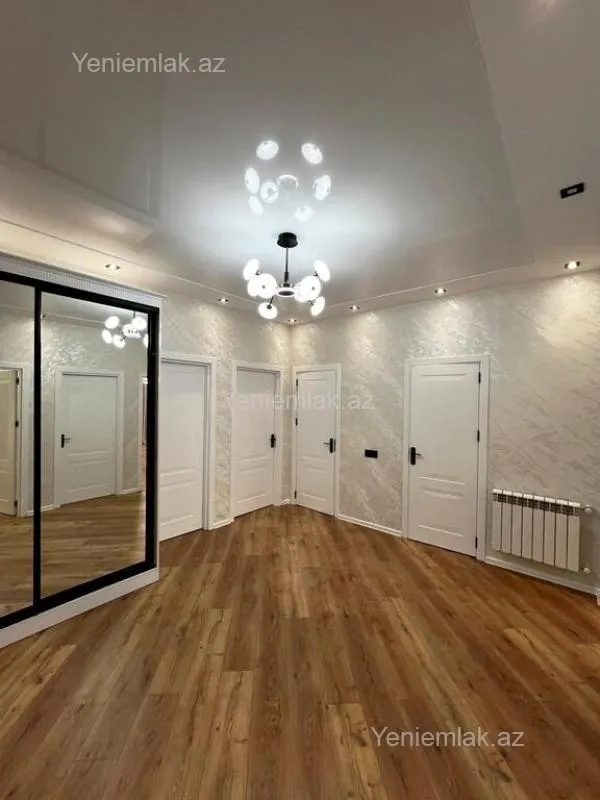 Satılır 4 otaqlı yeni tikili 135 m²
