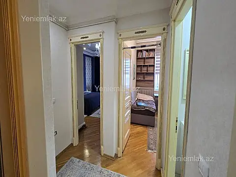 Satılır 4 otaqlı yeni tikili 135 m²