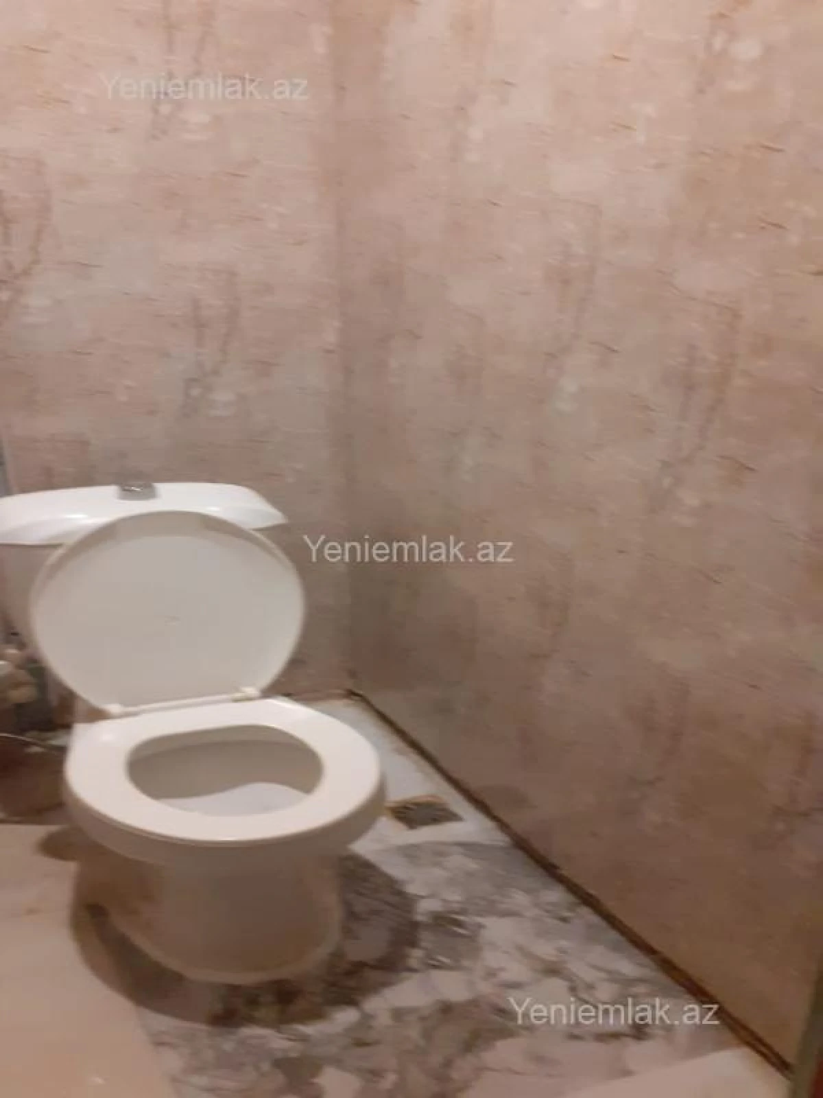 Satılır 3 otaqlı köhnə tikili 90 m²