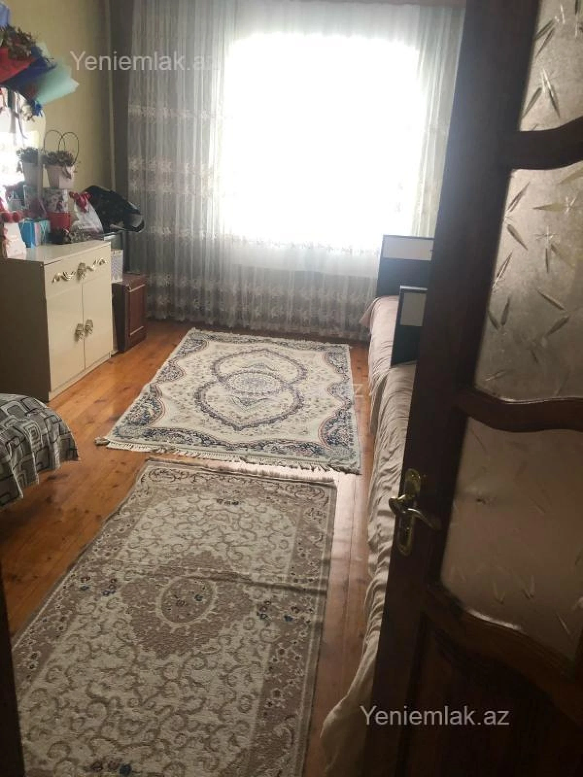Satılır 3 otaqlı köhnə tikili 90 m²