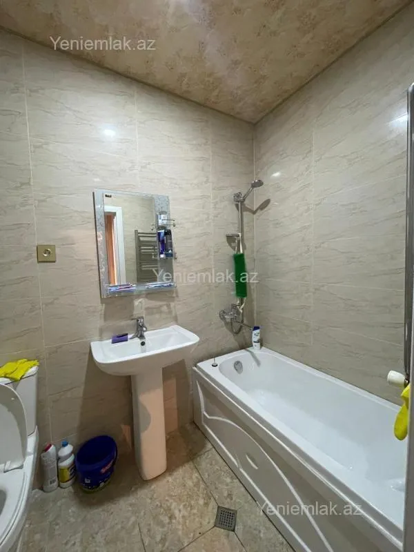 Satılır 1 otaqlı yeni tikili 45 m²