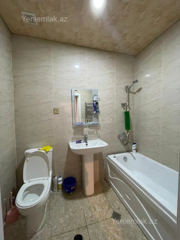 Satılır 1 otaqlı yeni tikili 45 m²