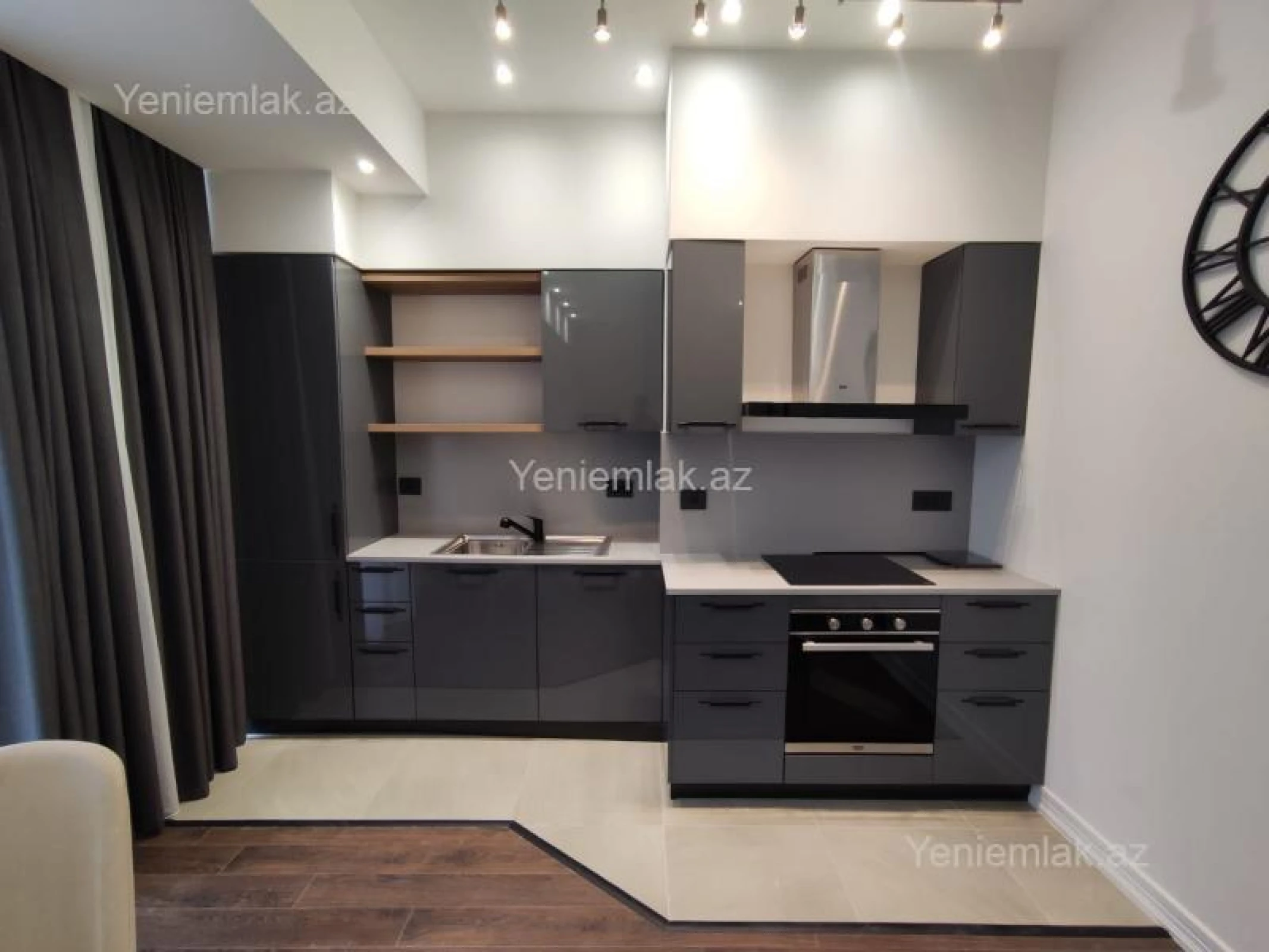 Satılır 2 otaqlı yeni tikili 80 m²