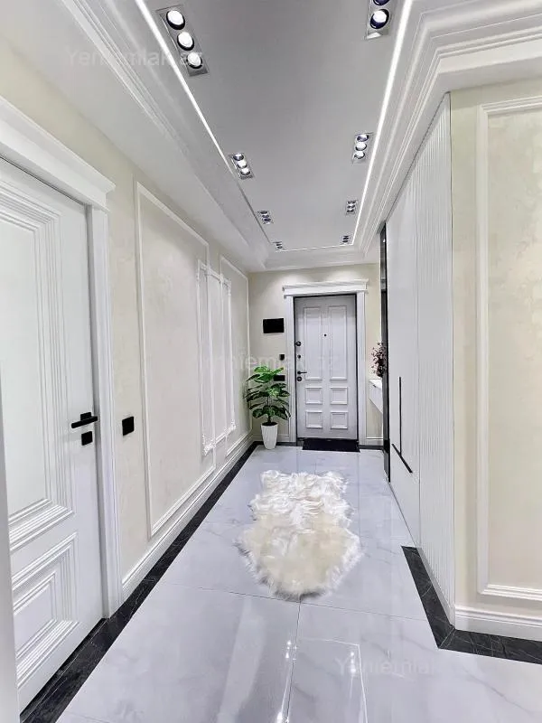 Satılır 3 otaqlı yeni tikili 100 m²