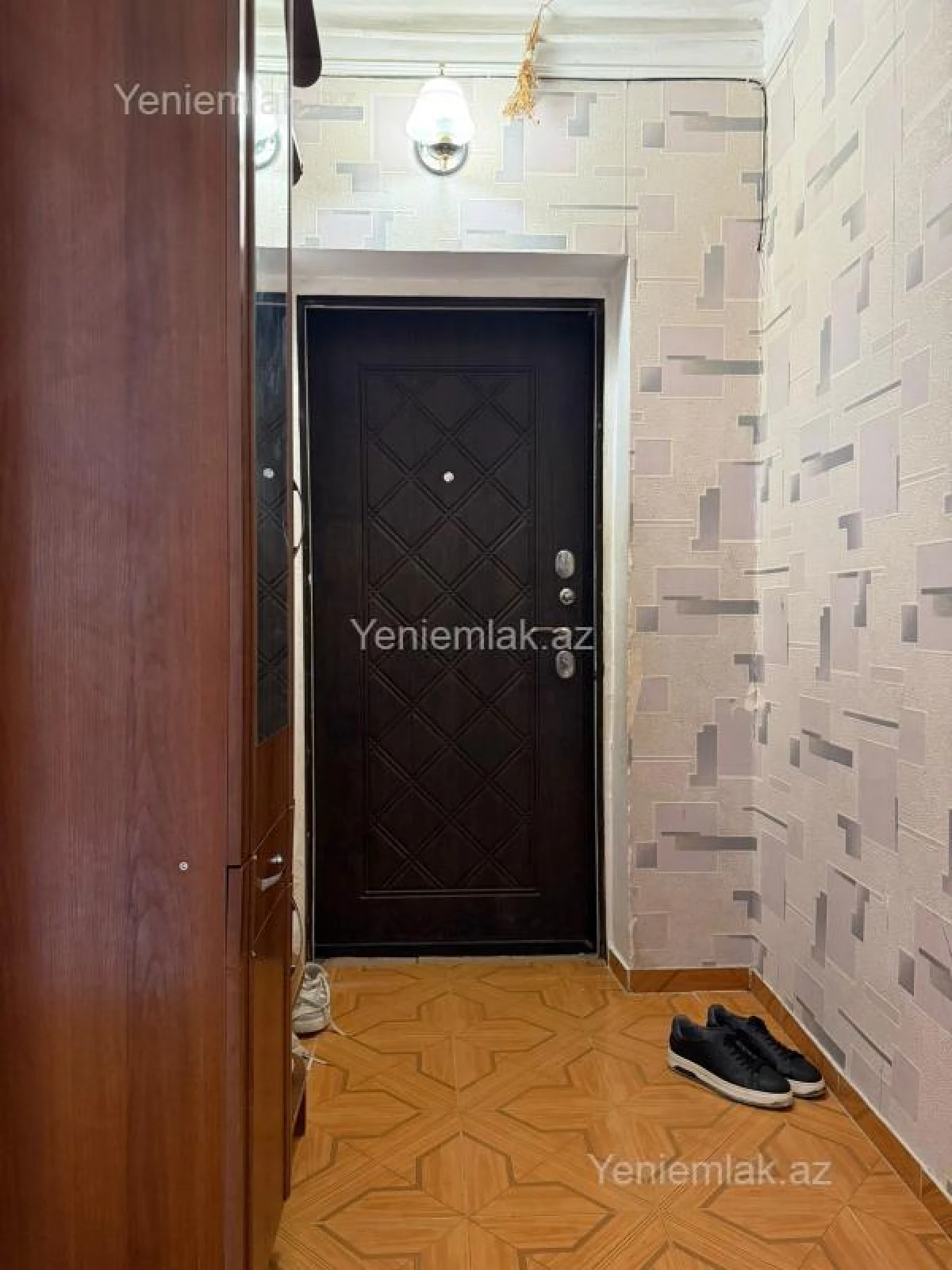 Satılır 3 otaqlı köhnə tikili 72 m²