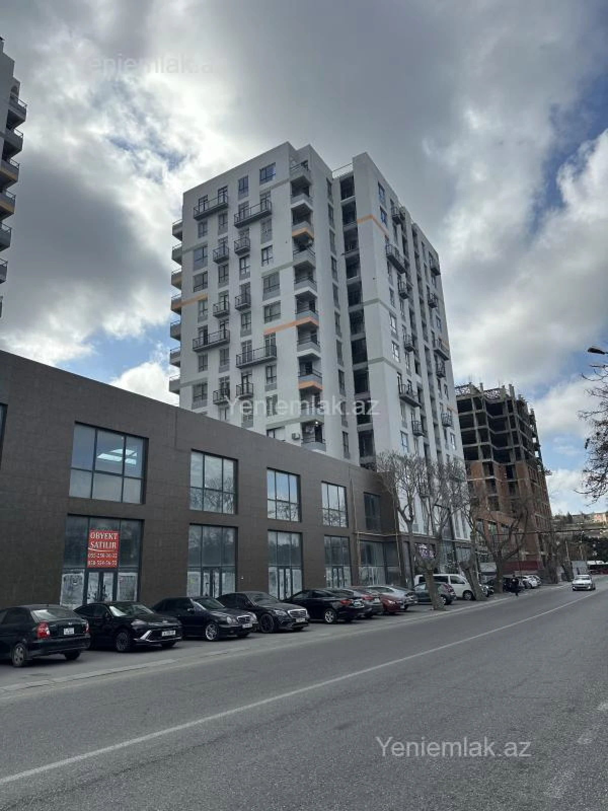 Satılır 2 otaqlı yeni tikili 76 m²