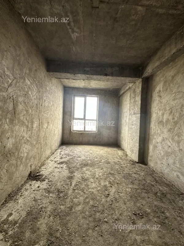 Satılır 2 otaqlı yeni tikili 76 m²