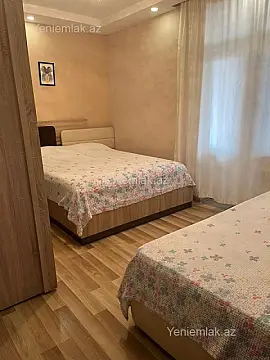 Satılır 2 otaqlı köhnə tikili 60 m²