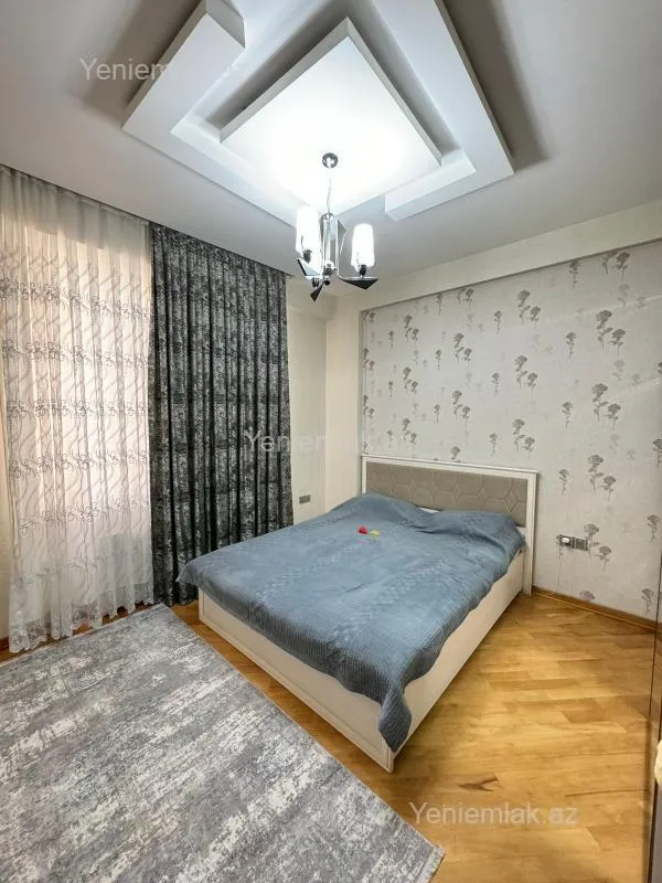Satılır 3 otaqlı yeni tikili 110 m²