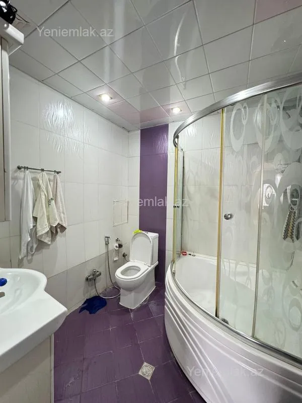 Satılır 3 otaqlı yeni tikili 110 m²