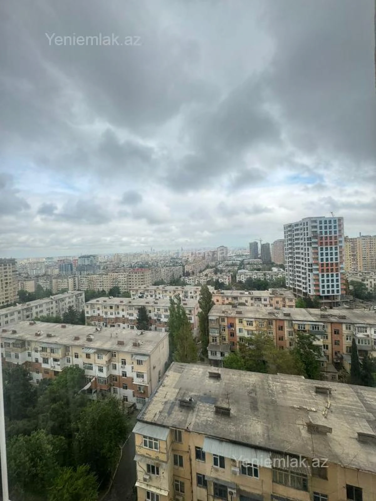 Satılır 3 otaqlı yeni tikili 110 m²