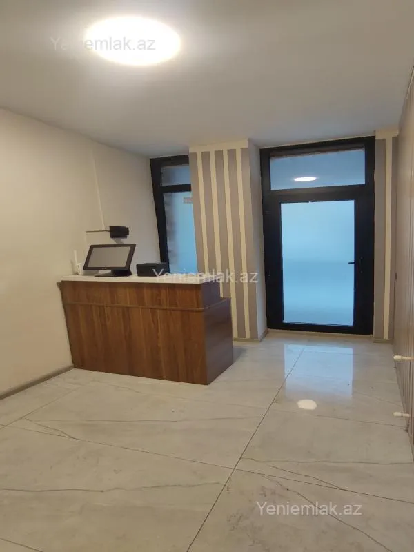 Satılır 6 otaqlı obyekt 300 m²