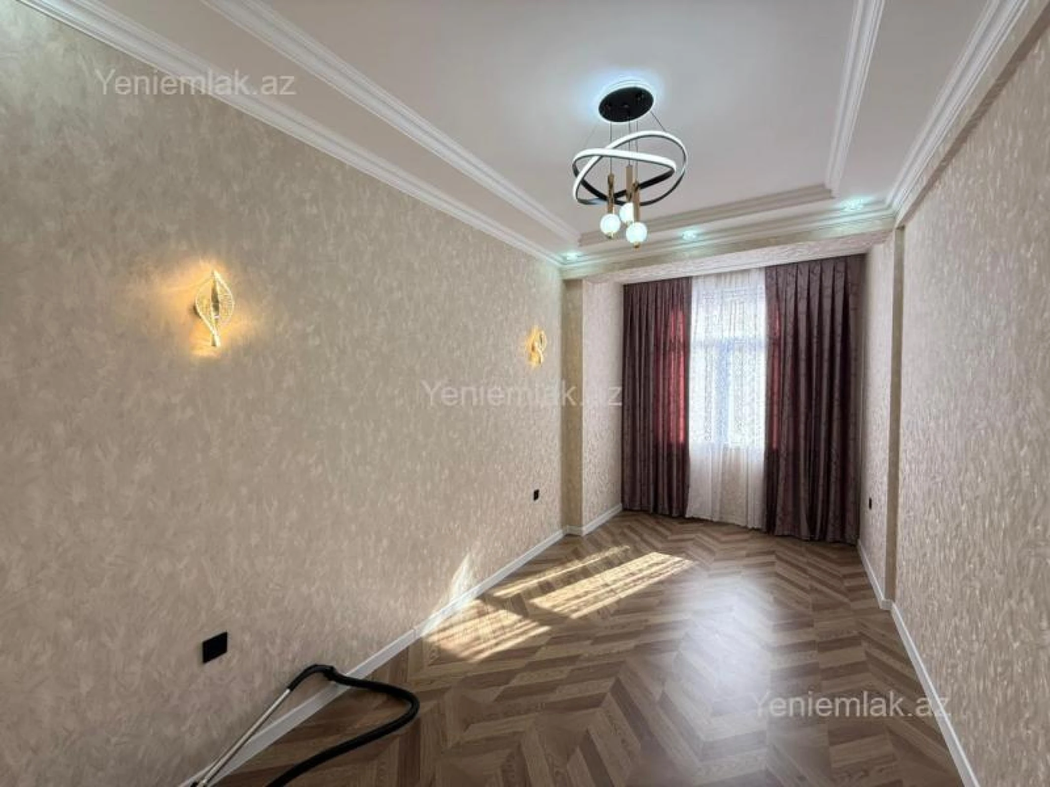 Satılır 2 otaqlı yeni tikili 65 m²