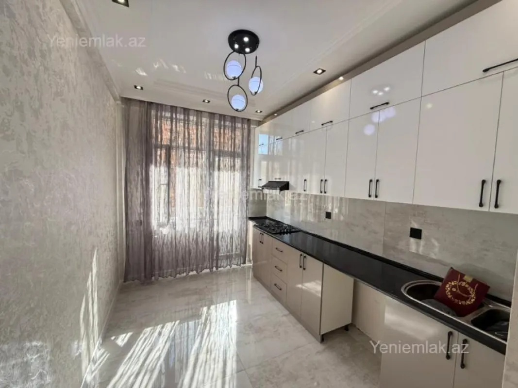 Satılır 2 otaqlı yeni tikili 65 m²