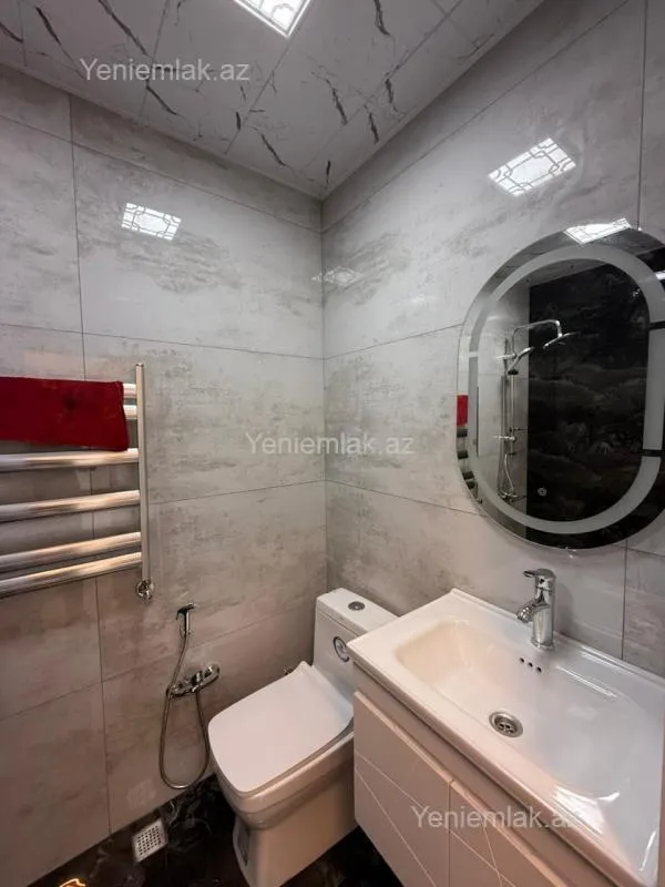 Satılır 2 otaqlı yeni tikili 65 m²