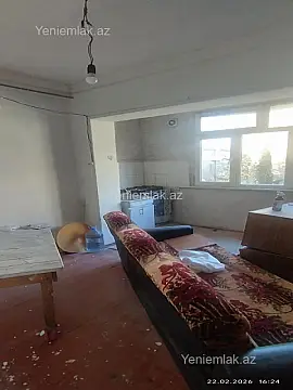 Satılır 2 otaqlı köhnə tikili 56 m²