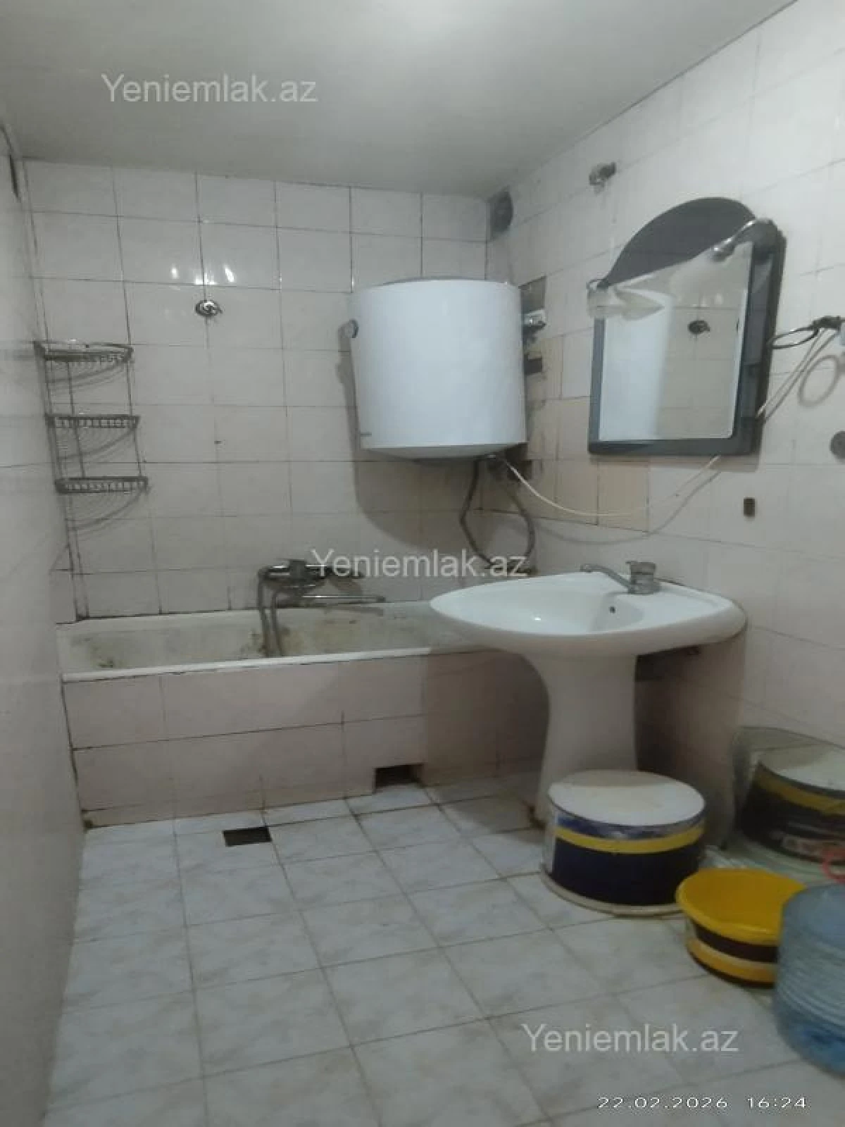 Satılır 2 otaqlı köhnə tikili 56 m²