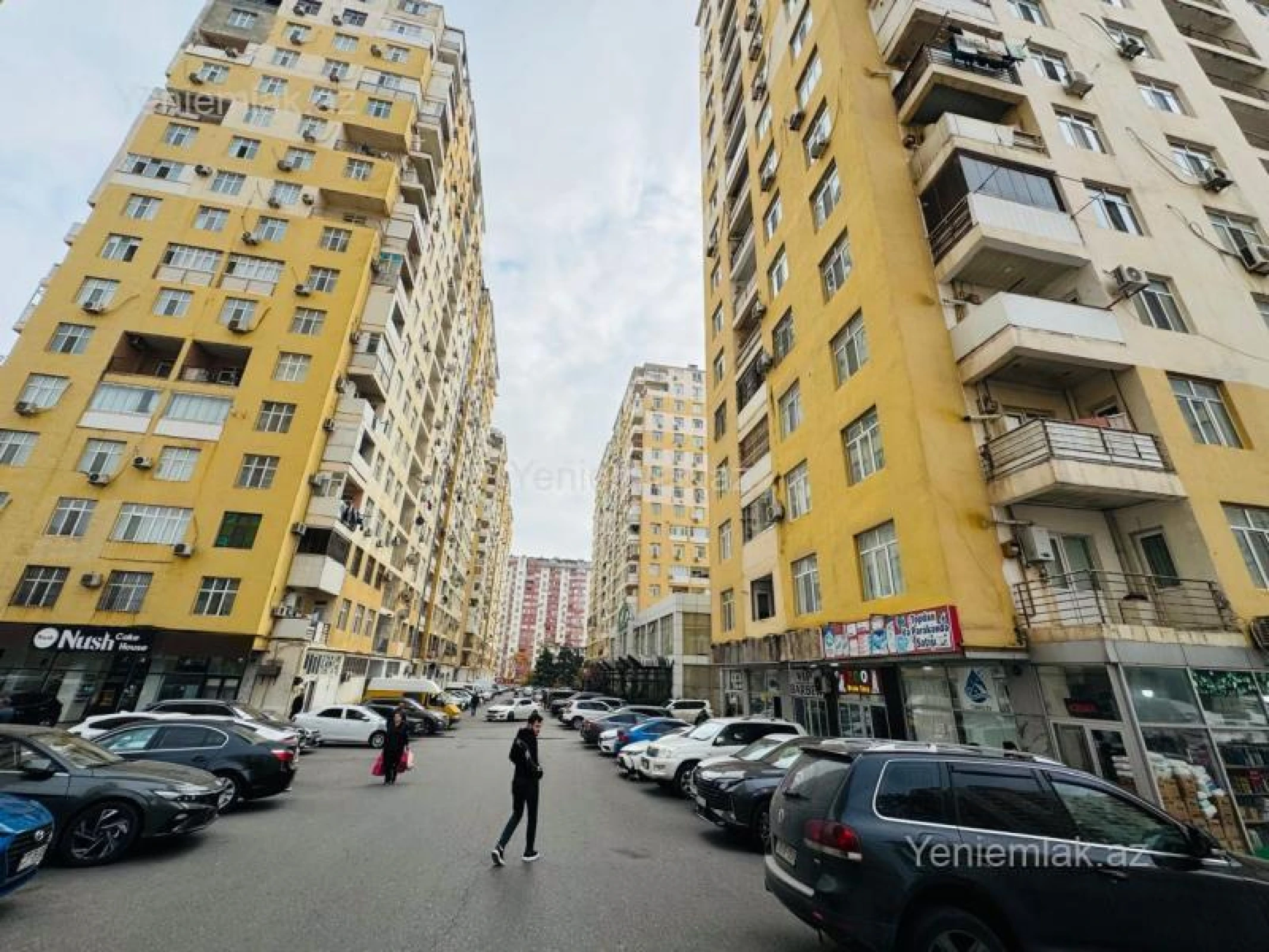 Satılır 4 otaqlı yeni tikili 158 m²