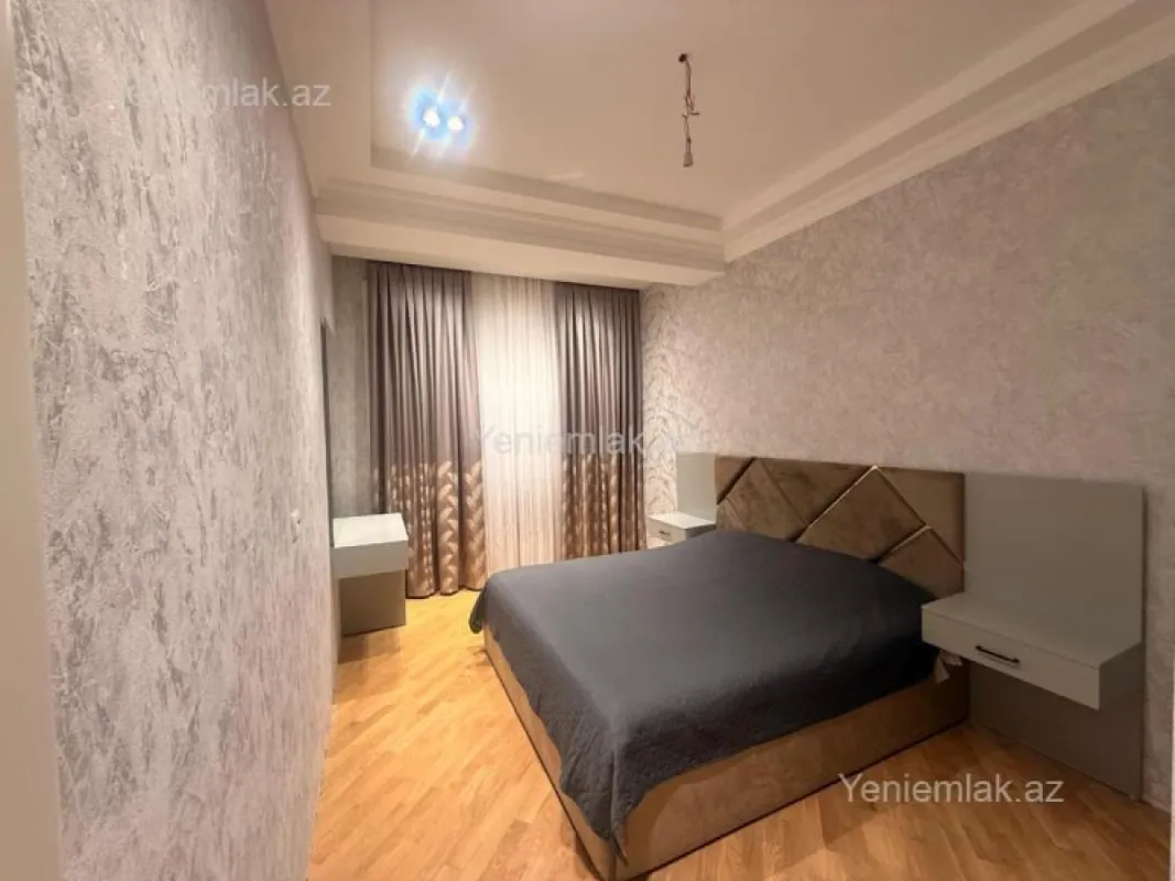Satılır 4 otaqlı yeni tikili 142 m²