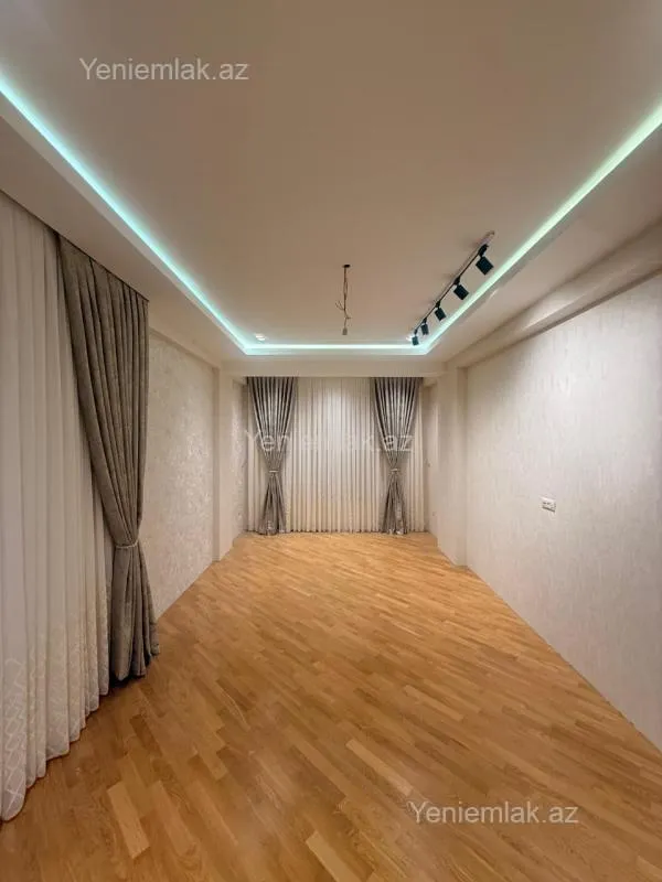 Satılır 4 otaqlı yeni tikili 142 m²