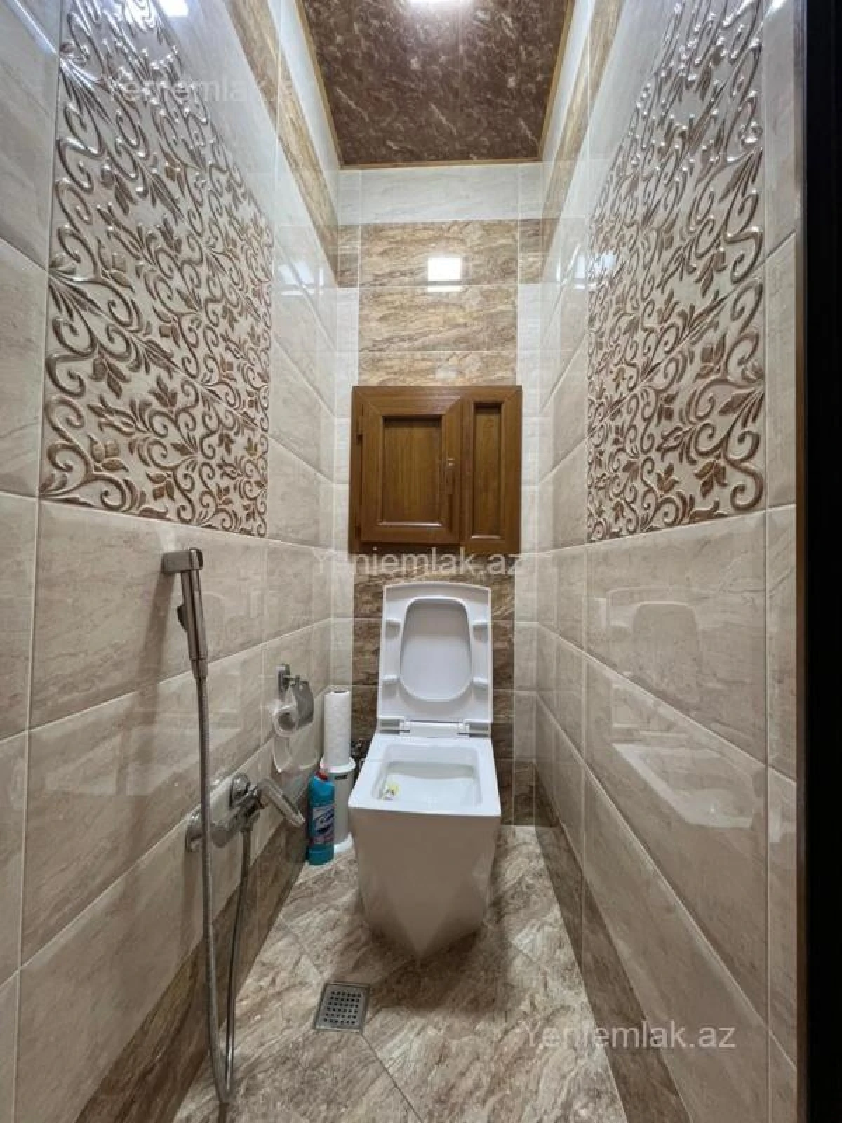 Satılır 3 otaqlı köhnə tikili 80 m²