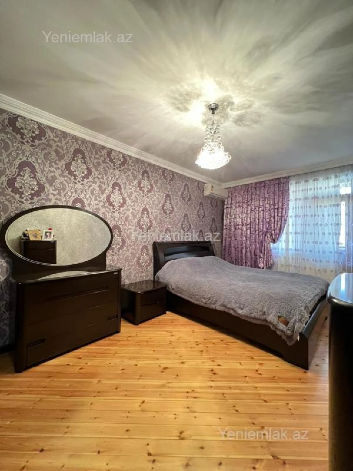 Satılır 3 otaqlı köhnə tikili 80 m²