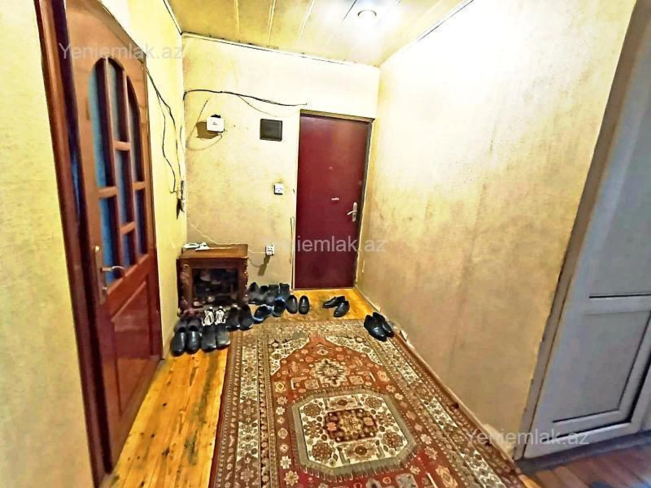 Satılır 5 otaqlı köhnə tikili 120 m²