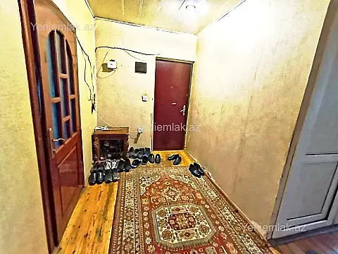 Satılır 5 otaqlı köhnə tikili 120 m²