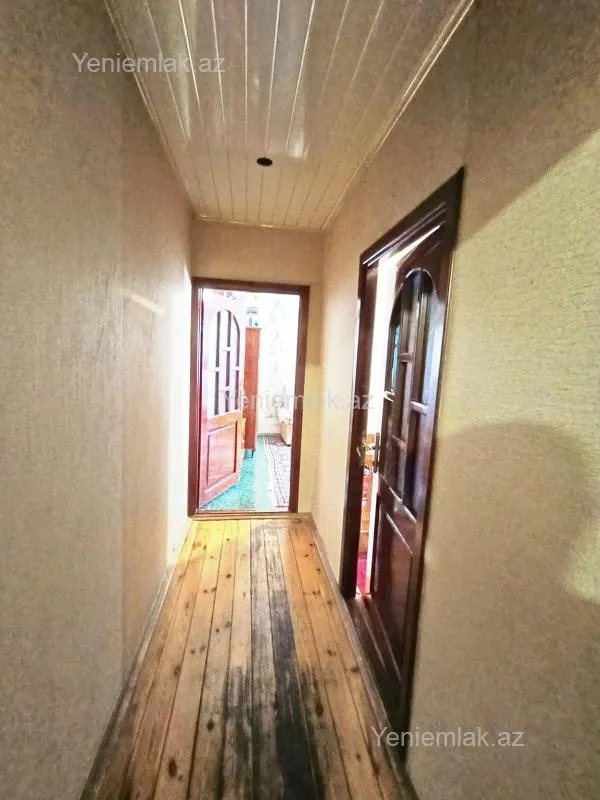 Satılır 5 otaqlı köhnə tikili 120 m²