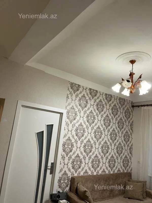 Satılır 1 otaqlı köhnə tikili 35 m²