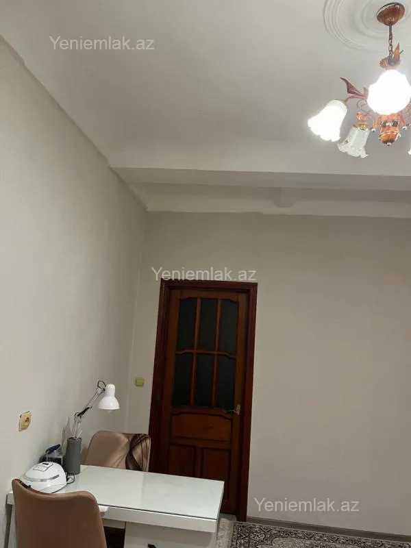 Satılır 1 otaqlı köhnə tikili 35 m²