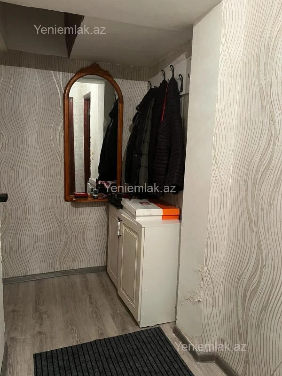 Satılır 1 otaqlı köhnə tikili 35 m²