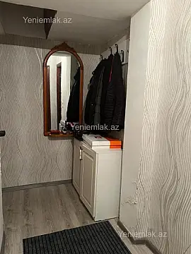 Satılır 1 otaqlı köhnə tikili 35 m²