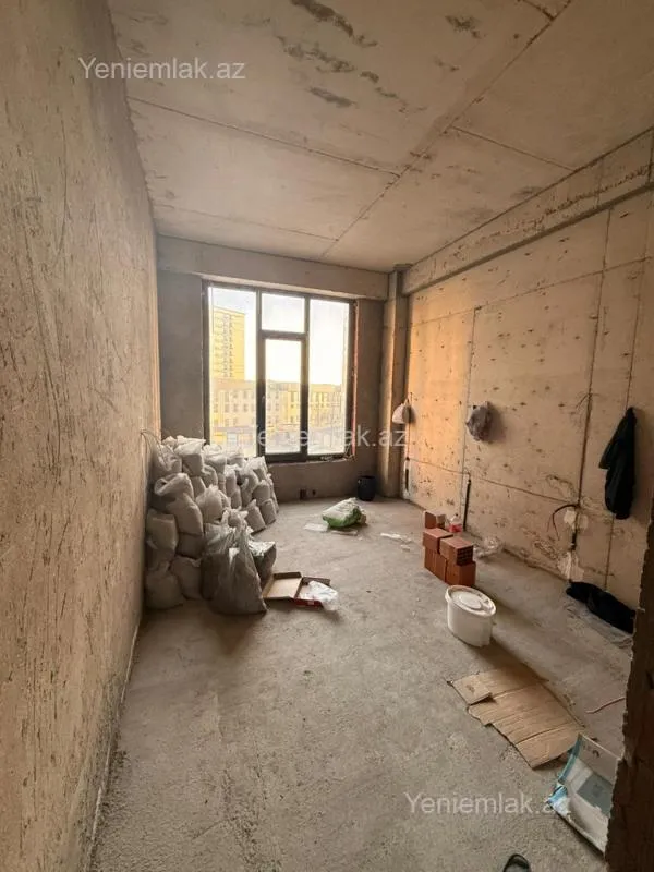 Satılır 3 otaqlı yeni tikili 98.5 m²