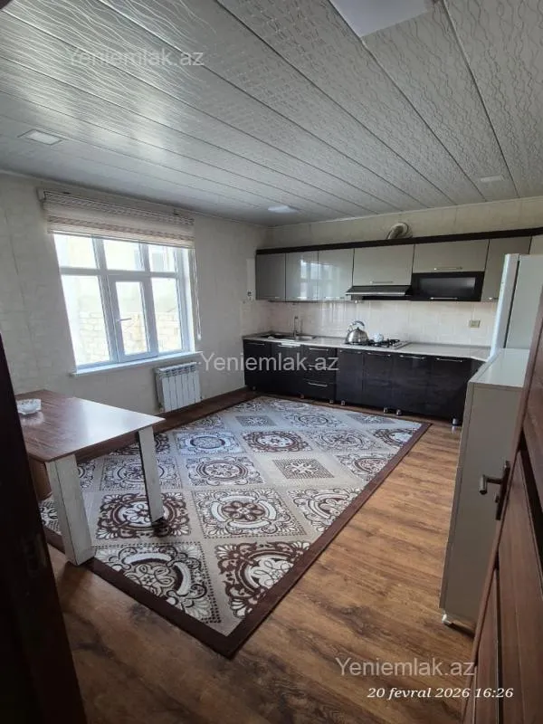 Satılır 4 otaqlı həyət evi 130 m²