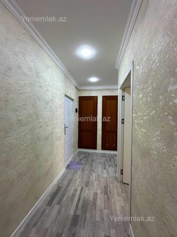 Satılır 2 otaqlı köhnə tikili 60 m²