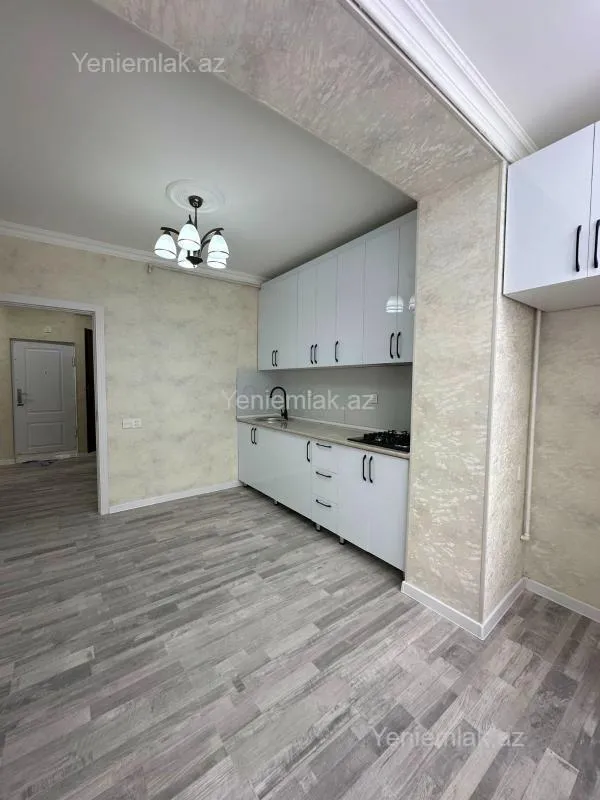 Satılır 2 otaqlı köhnə tikili 60 m²