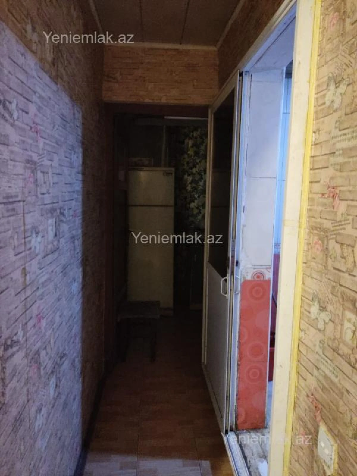 Satılır 2 otaqlı köhnə tikili 50 m²