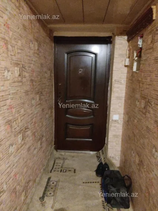Satılır 2 otaqlı köhnə tikili 50 m²