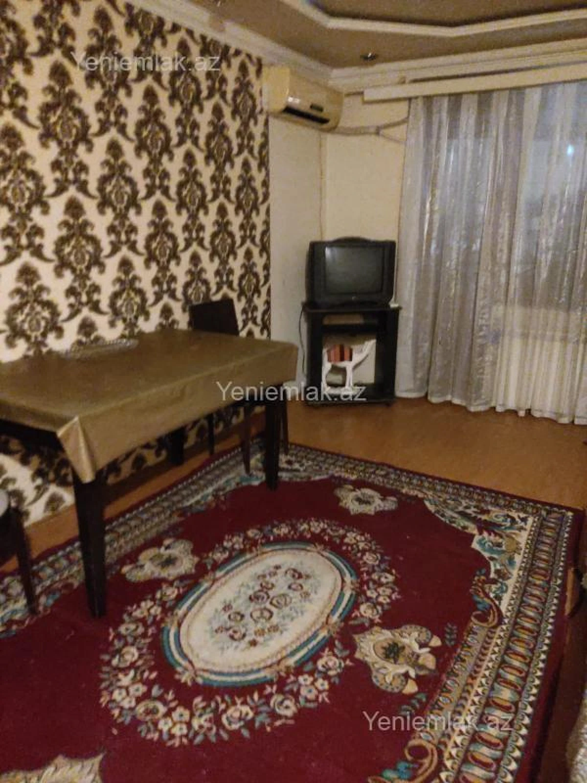 Satılır 2 otaqlı köhnə tikili 50 m²