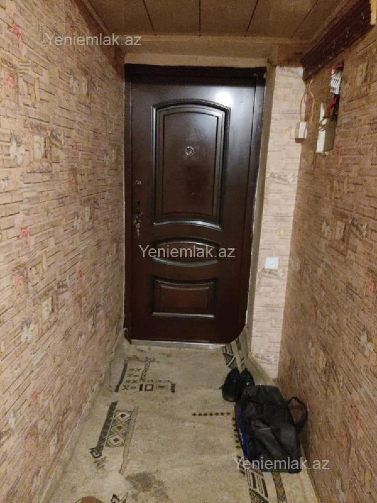 Satılır 2 otaqlı köhnə tikili 50 m²