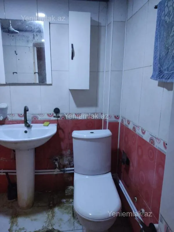 Satılır 2 otaqlı köhnə tikili 50 m²