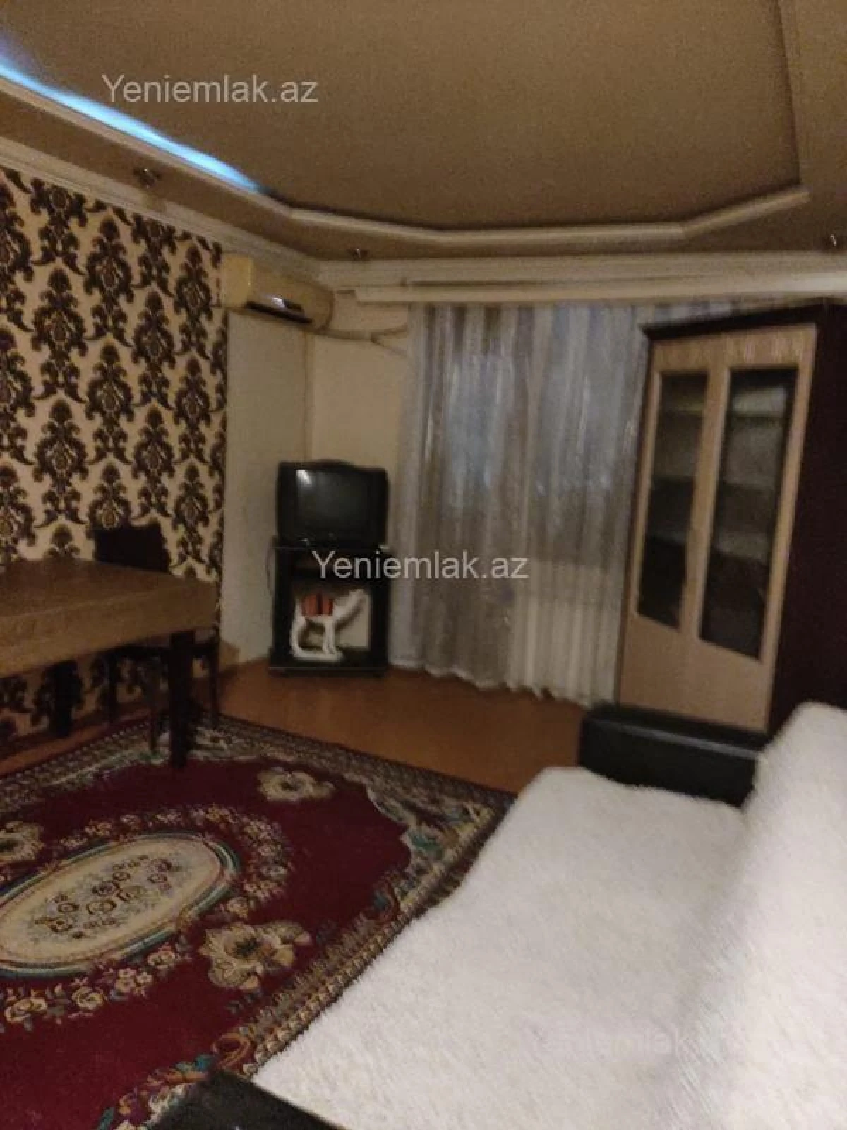 Satılır 2 otaqlı köhnə tikili 50 m²