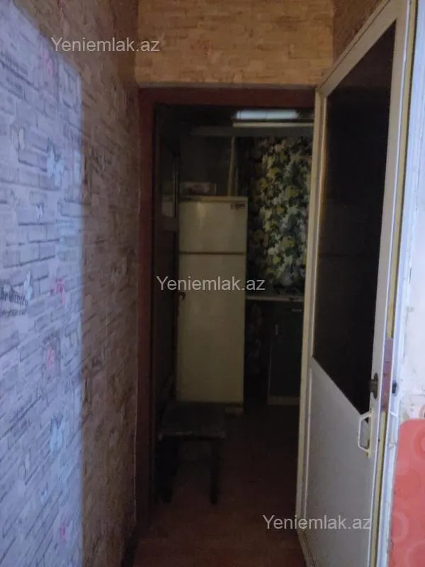 Satılır 2 otaqlı köhnə tikili 50 m²