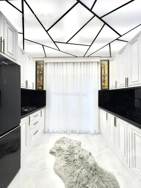 Satılır 3 otaqlı yeni tikili 100 m²