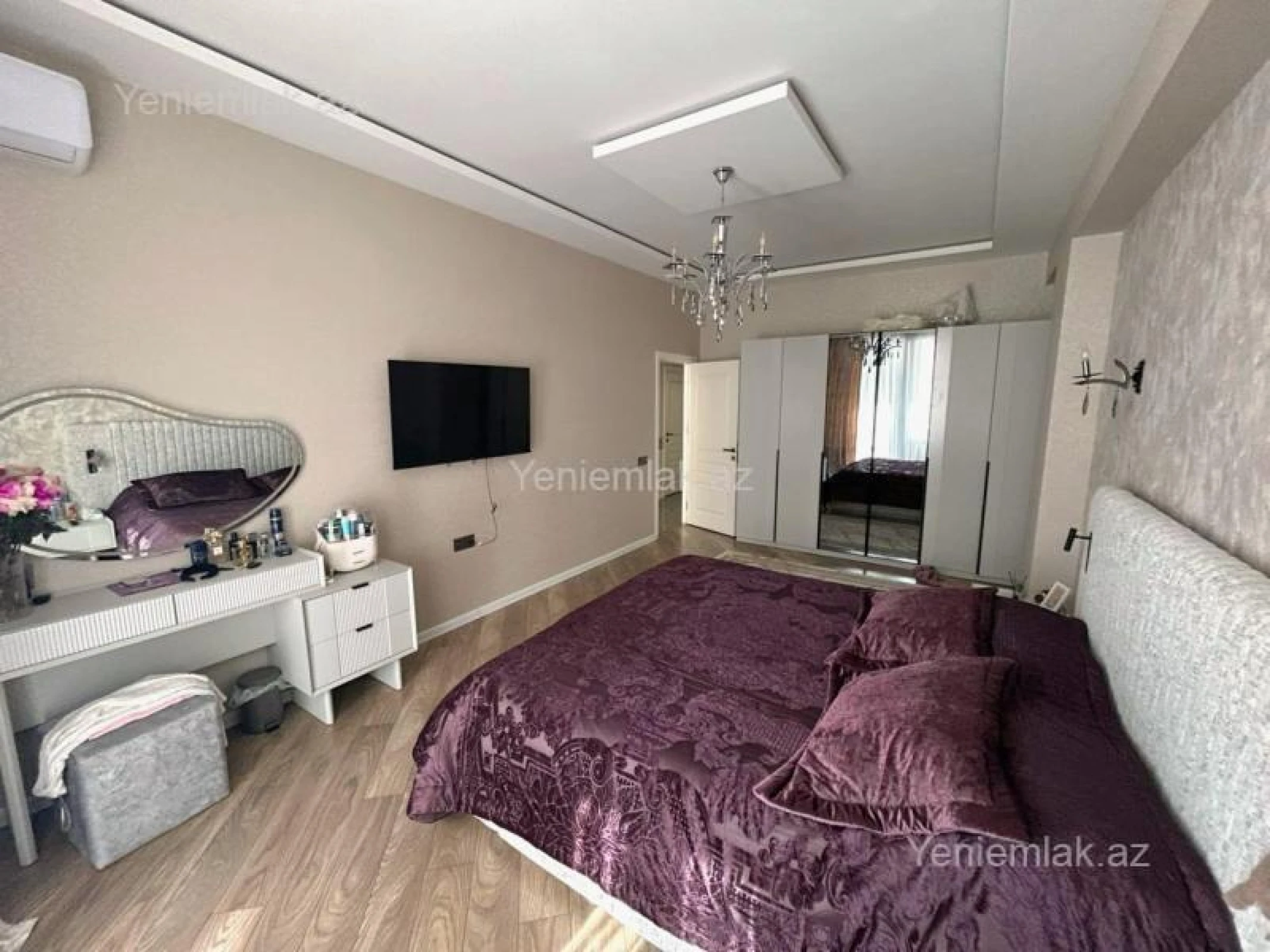 Satılır 4 otaqlı yeni tikili 135 m²
