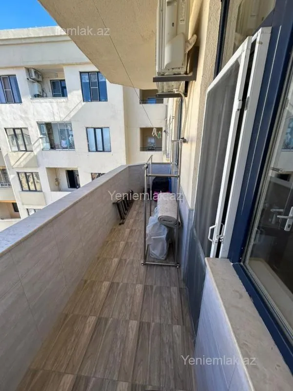 Satılır 4 otaqlı yeni tikili 135 m²